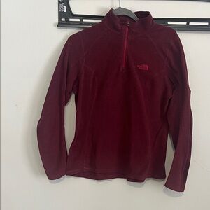The North Face Women’s Fleece Quarter Zip